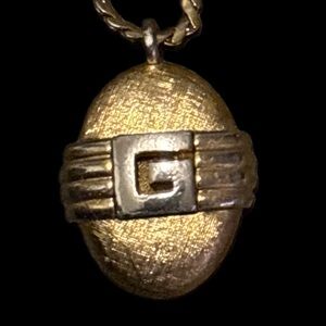 Authentic Vintage Givenchy G Logo Gold Plated Necklace
